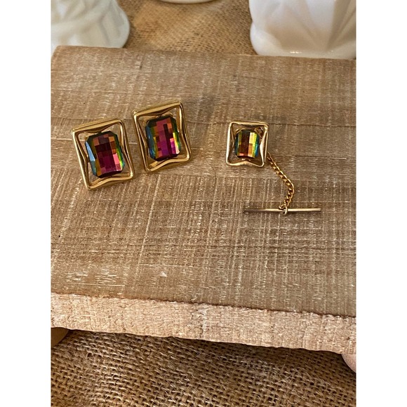 Vintage Iridescent Cufflinks Tie Tac Set Retro Barbie Pink Middle Blue Outside - Picture 1 of 5